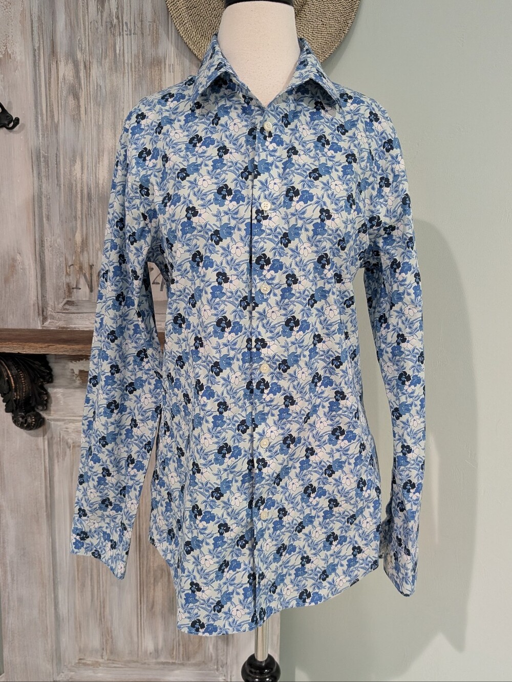 Banana Republic Slim Fit Men's Blue Floral Button-Up Shirt